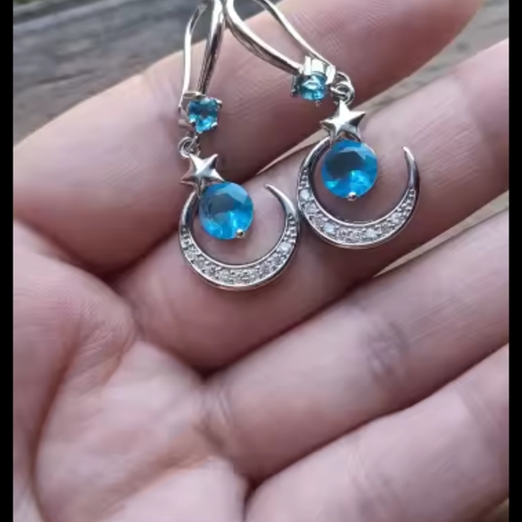 Star and Crescent Moon Earrings with Blue Gemstones - Picture 3 of 6